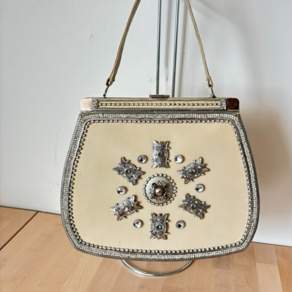 Gorgeous Upcycled/ Restored XL Vintage Leather Handbag with Silver Embellishment - Picture 2 of 6